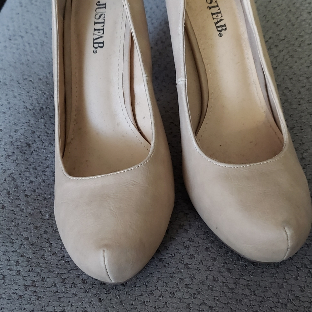 Just Fab Nude Pumps - Picture 2 of 5